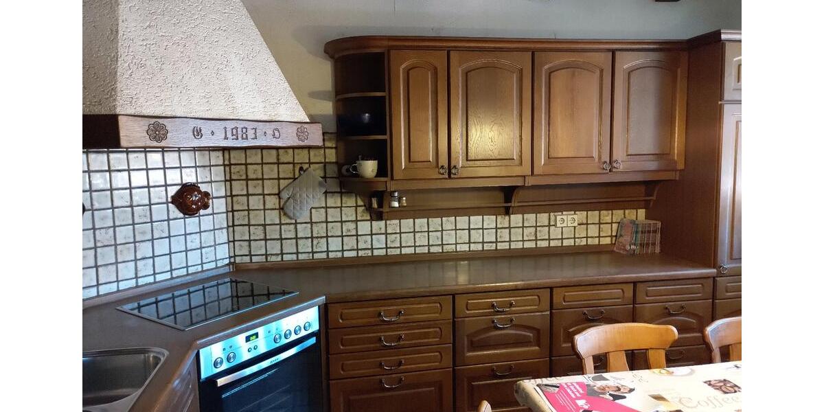 Etagenwohnung Würzburg Sanderau - 5 Zimmer, 134 m&sup2;, 480&euro; | Angebot:25749853