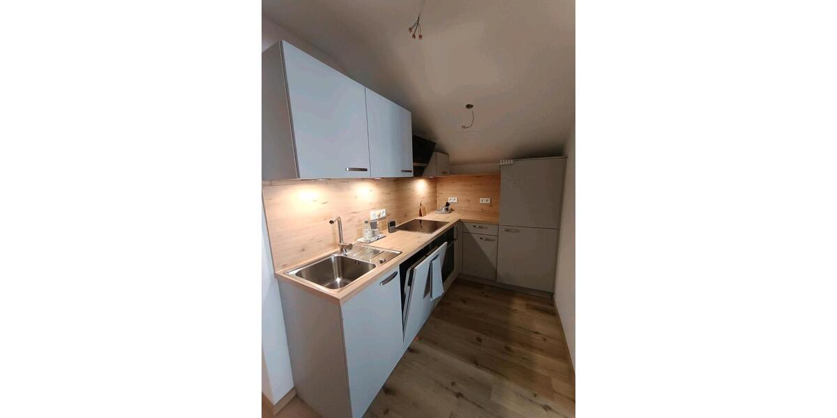 Dachgeschoßwohnung Staudach-Egerndach Egerndach - 2 Zimmer, 75 m&sup2;, 1.400&euro; | Angebot:24849796