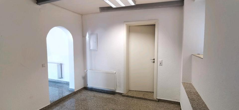 Erdgeschoßwohnung Albstadt - 2 Zimmer, 70 m&sup2;, 520&euro; | Angebot:26641471