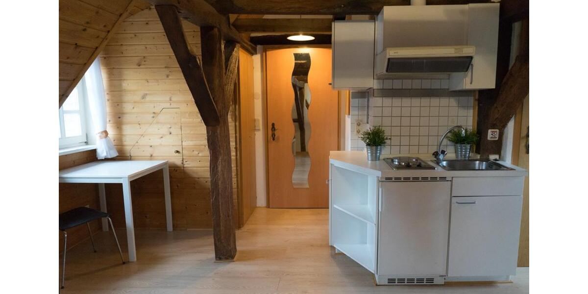Dachgeschoßwohnung Bad Wildungen - 1 Zimmer, 17 m&sup2;, 220&euro; | Angebot:24878849