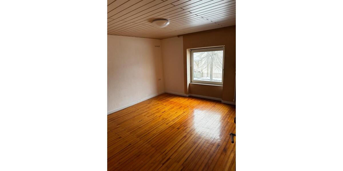 3-Zimmer-Wohnung mit Balkon & Kamin in Weiten (Mettlach) 4 zimmer