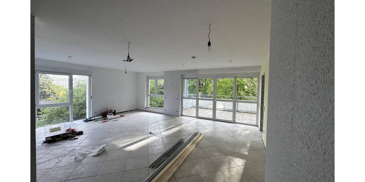 Etagenwohnung Bruchköbel - 5 Zimmer, 160 m&sup2;, 2.240&euro; | Angebot:26171208