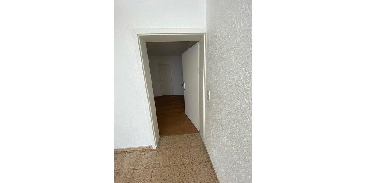 Etagenwohnung Bexbach - 4 Zimmer, 130 m&sup2;, 850&euro; | Angebot:26201227
