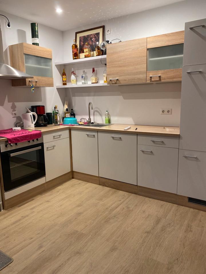 Zimmer mit Küche und Bad