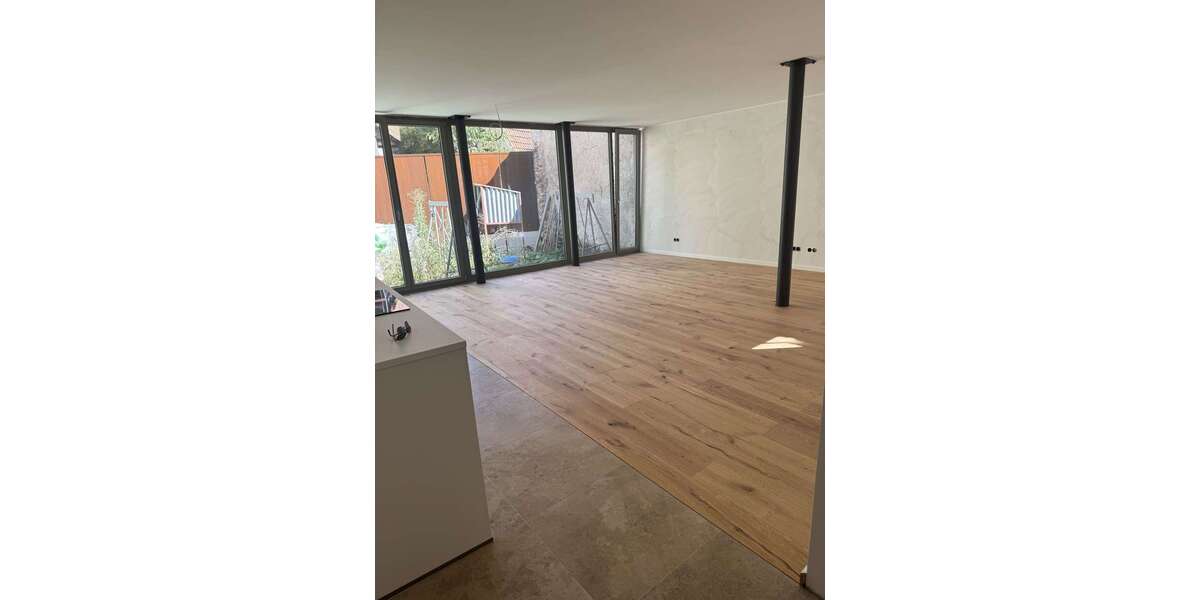 Etagenwohnung Hagenbach - 3 Zimmer, 105 m&sup2;, 1.500&euro; | Angebot:27225610