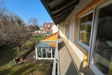 Haus Dachau - 8 Zimmer, 219 m&sup2;, 3.000&euro; | Angebot:27018424