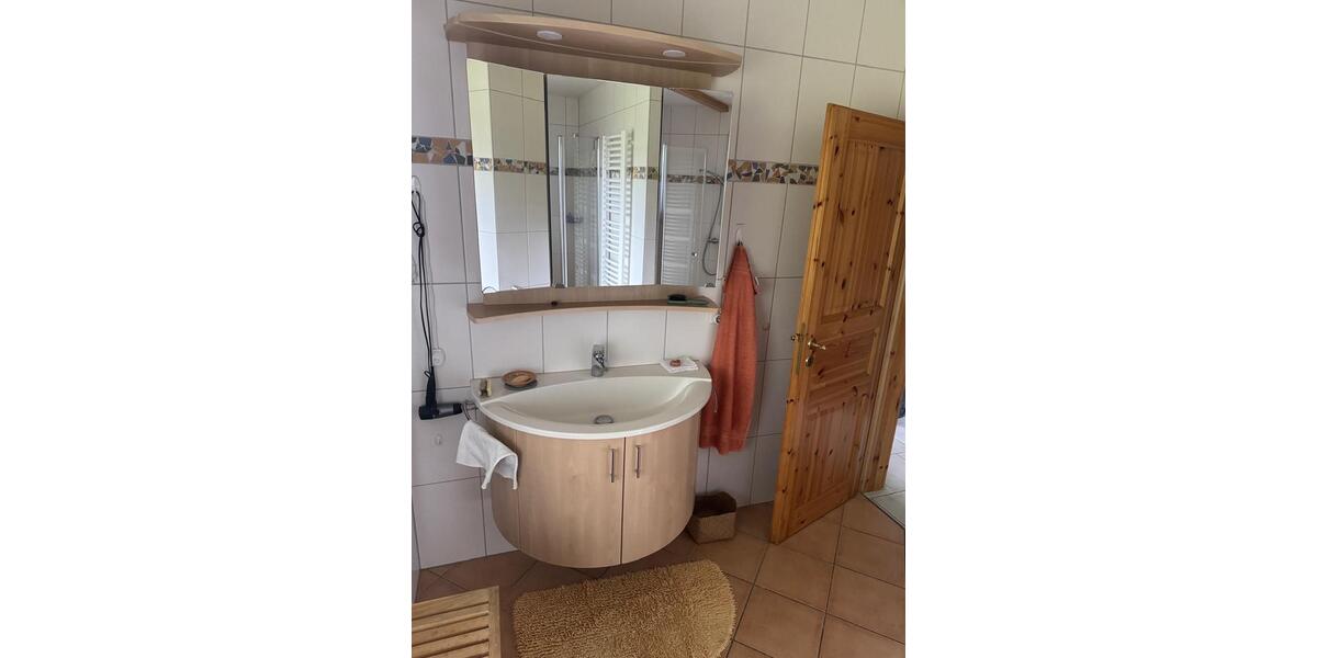 Einfamilienhaus Hemmingstedt - 5 Zimmer, 150 m&sup2;, 1.400&euro; | Angebot:26038749