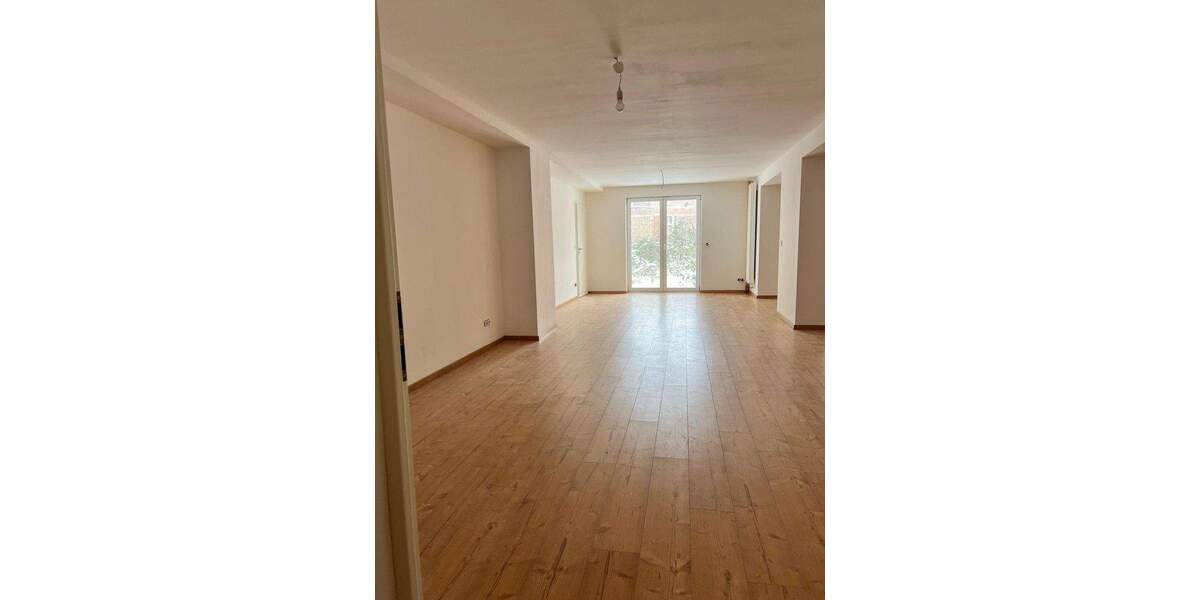 Etagenwohnung Oschersleben - 2 Zimmer, 68 m&sup2;, 646&euro; | Angebot:24873995