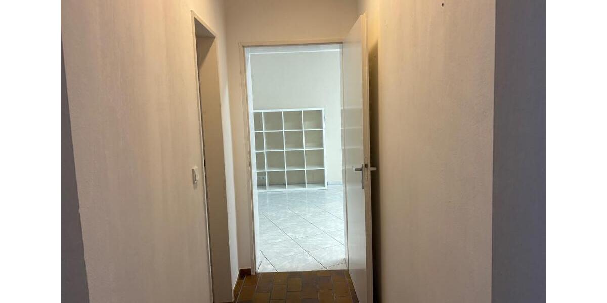 Etagenwohnung Euskirchen - 1 Zimmer, 48 m&sup2;, 490&euro; | Angebot:26299771