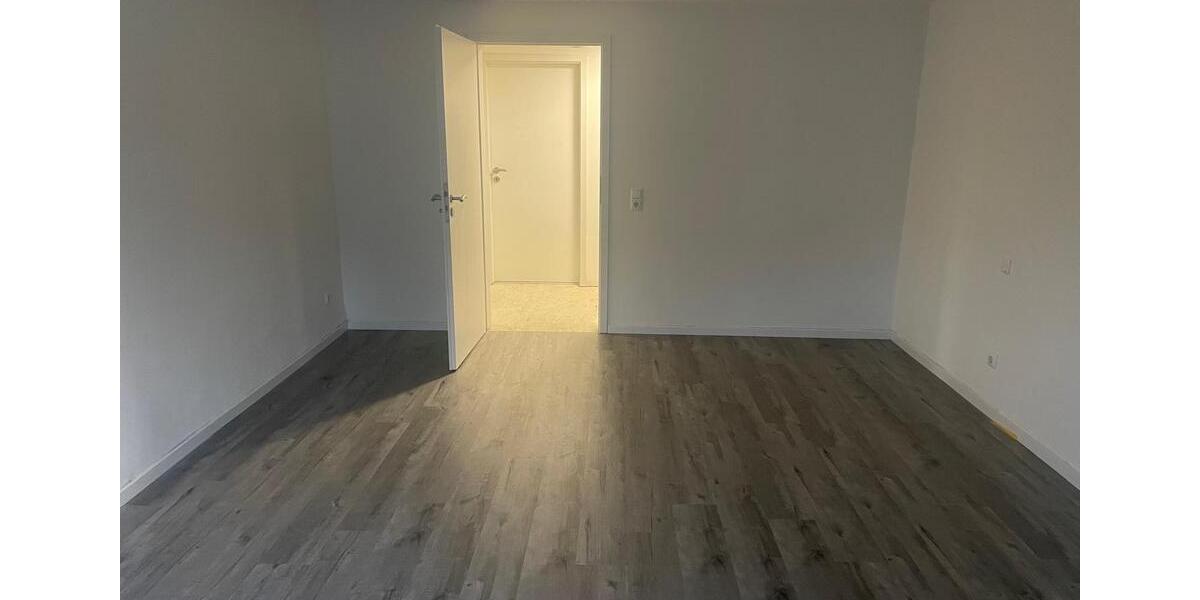 Etagenwohnung Dillenburg - 5 Zimmer, 110 m&sup2;, 795&euro; | Angebot:25975727
