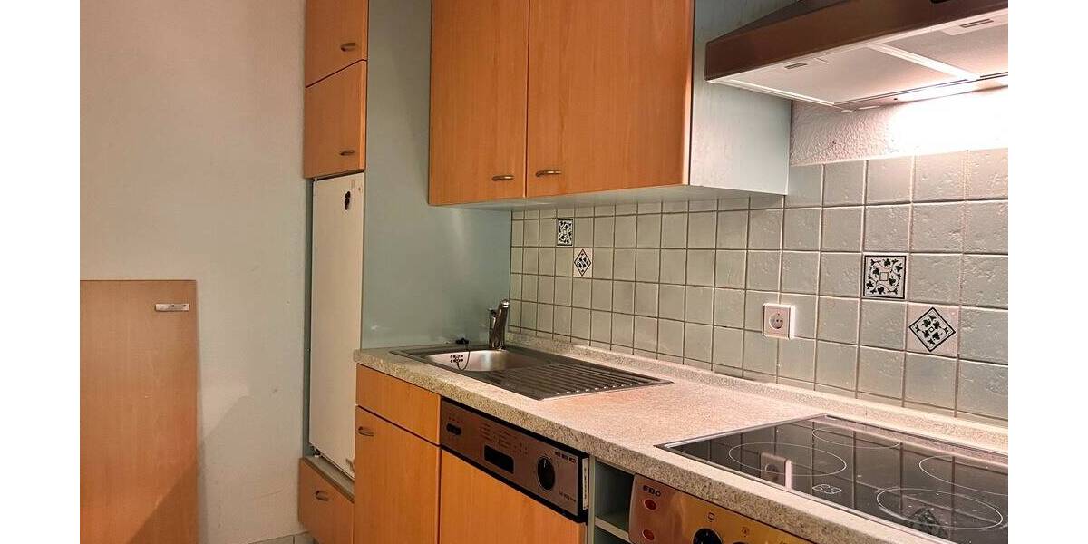 Etagenwohnung Plauen Westend - 2 Zimmer, 67 m&sup2;, 335&euro; | Angebot:26308225