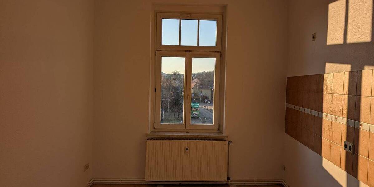 Etagenwohnung Kahla - 3 Zimmer, 86 m&sup2;, 645&euro; | Angebot:26261299