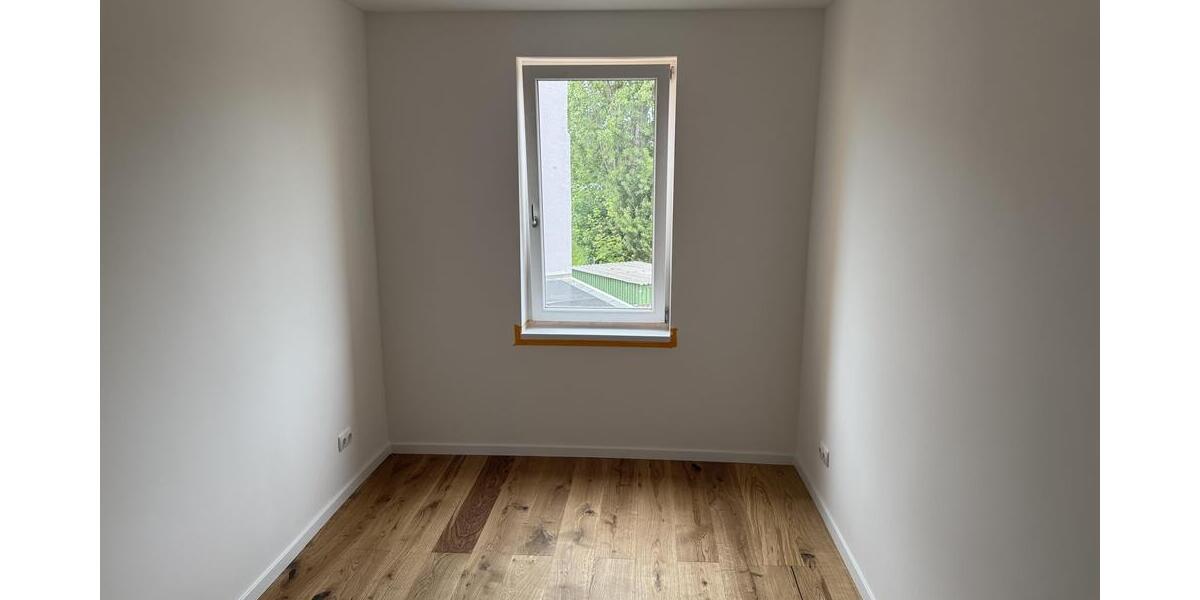 Erstbezug- Hochwertige 4-Raum-Wohnung mit 2 Bädern und Balkon! - Etagenwohnung Altmittweida | Angebot:27003246