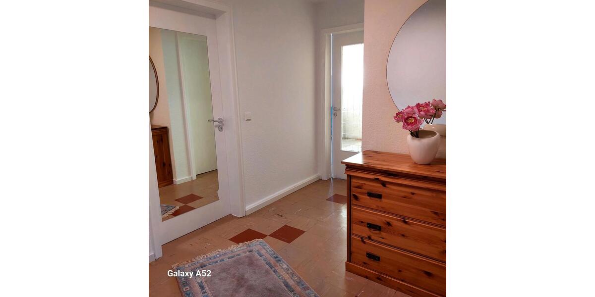 Möbliertes Zimmer in einer 3er WG 1 zimmer