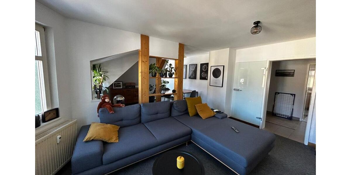 Dachgeschoßwohnung Oelsnitz (Erzgebirge) - 2.5 Zimmer, 70 m&sup2;, 430&euro; | Angebot:25056540