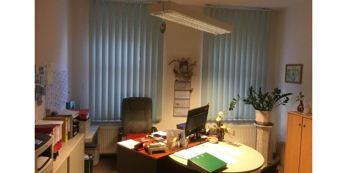 Erdgeschoßwohnung Plauen Bahnhofsvorstadt - 3 Zimmer, 62 m&sup2;, 295&euro; | Angebot:26423236