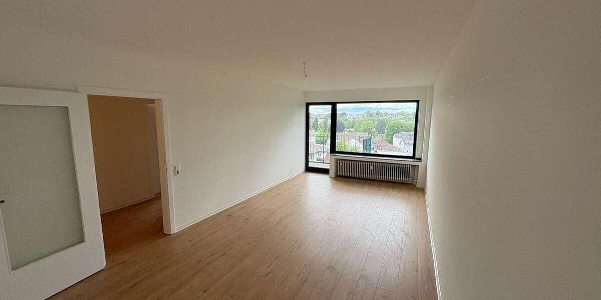 Etagenwohnung Solingen Mitte - 2 Zimmer, 65 m&sup2;, 700&euro; | Angebot:26929062