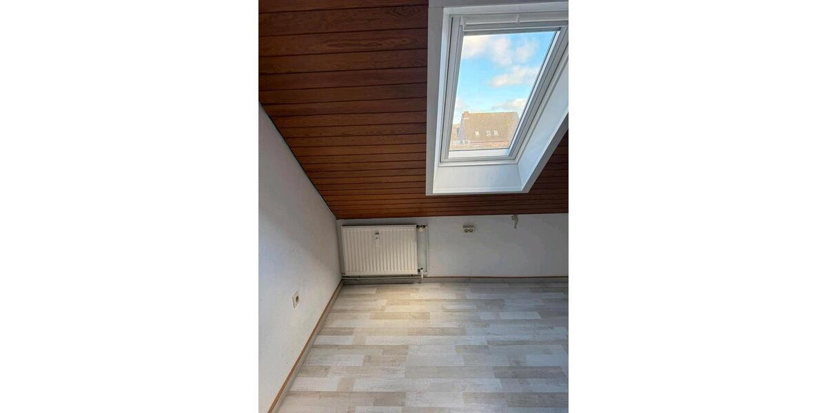 Dachgeschoßwohnung Dornum - 3 Zimmer, 50 m&sup2;, 480&euro; | Angebot:25048491