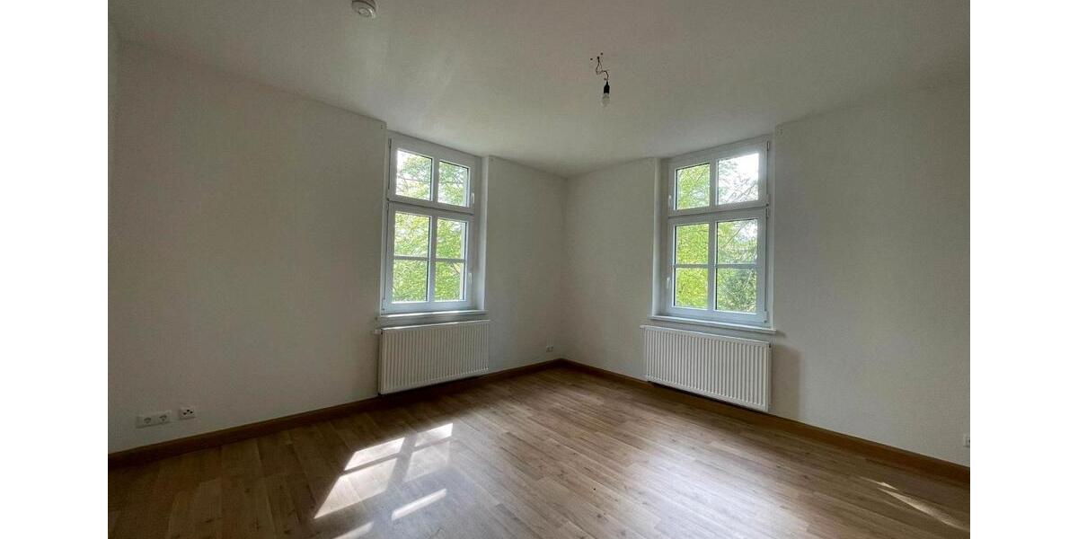 Etagenwohnung Waldheim - 5 Zimmer, 130 m&sup2;, 950&euro; | Angebot:25311290
