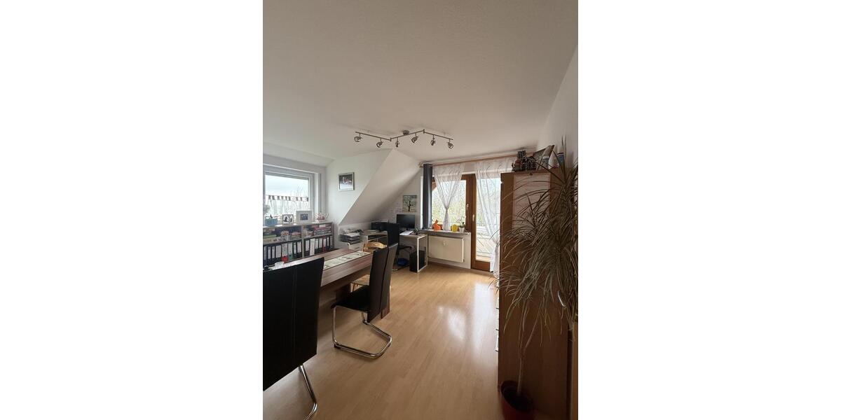Dachgeschoßwohnung Freudenstadt - 4 Zimmer, 81 m&sup2;, 790&euro; | Angebot:26618148