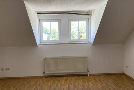 Wohnung Deggendorf - 3 Zimmer, 61 m&sup2;, 600&euro; | Angebot:25690406