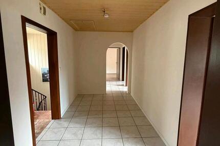 5 Zimmer Wohnung ab sofort zu vermieten