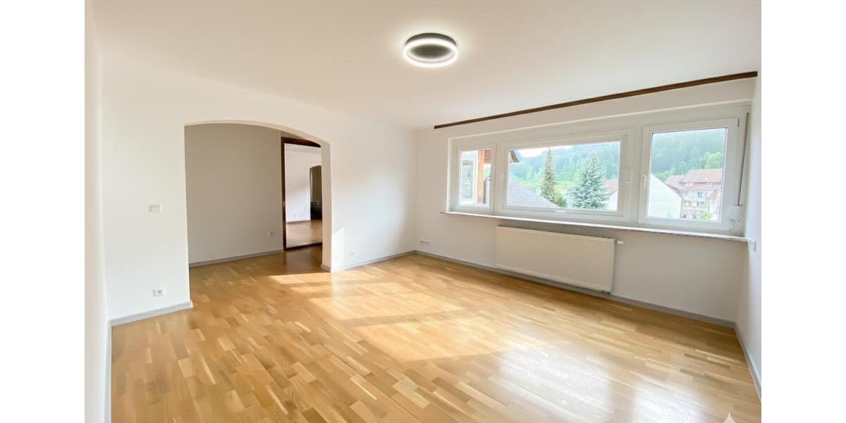 Geräumige 4-Zimmer Wohnung zentral in Seelbach * EBK * Stellplatz * Keller * 1. OG * ab 01.01.2026 4 zimmer