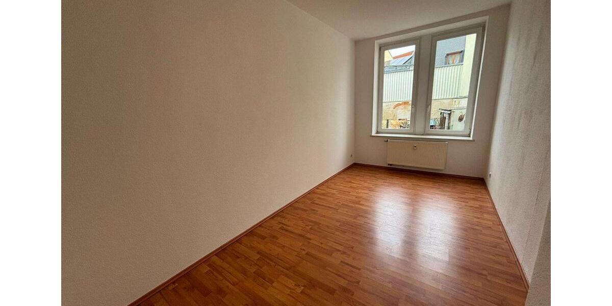 Etagenwohnung Döbeln - 2 Zimmer, 56 m&sup2;, 290&euro; | Angebot:25365188
