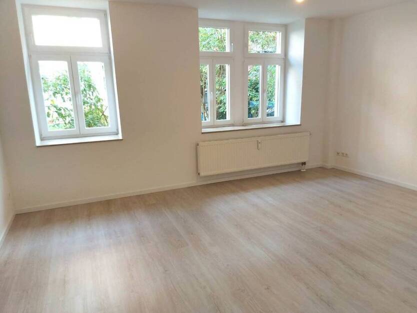 renovierte, helle 1 Zimmer Wohnung in guter Lage von Dresden Neustadt in gepflegtem Wohnhaus