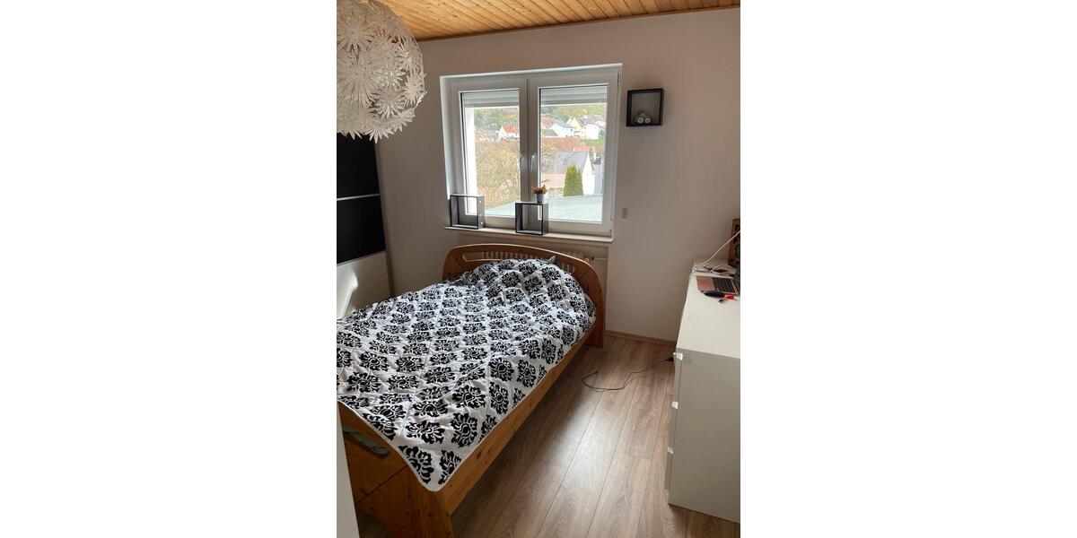 Erdgeschoßwohnung Callbach - 3 Zimmer, 89 m&sup2;, 1.250&euro; | Angebot:25945933