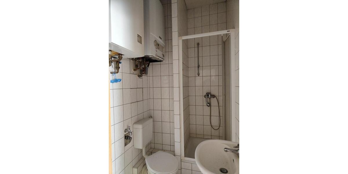 Etagenwohnung Roßwein - 2 Zimmer, 42 m&sup2;, 190&euro; | Angebot:26011096