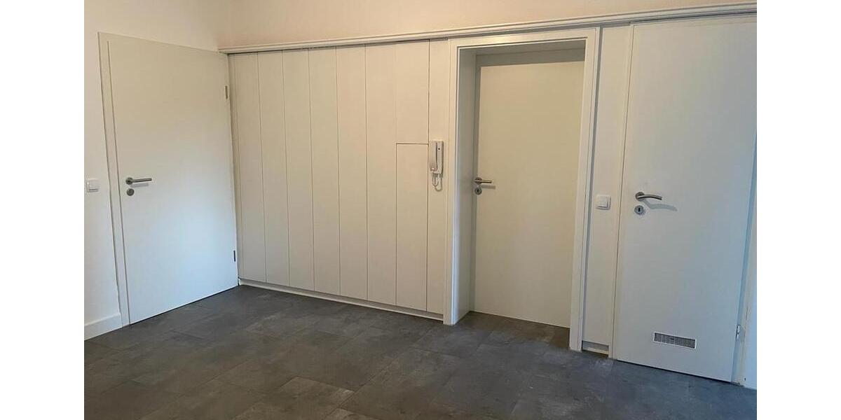 Erdgeschoßwohnung Bad Windsheim - 4 Zimmer, 125 m&sup2;, 1.200&euro; | Angebot:26413721