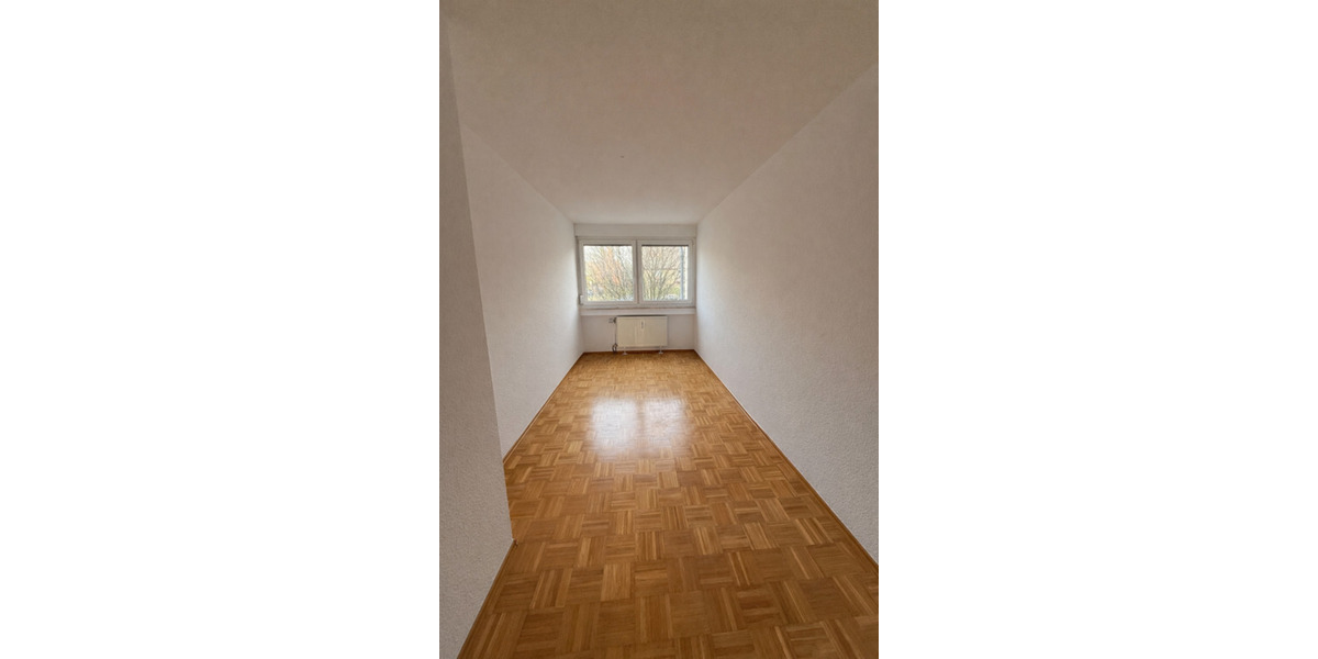 Etagenwohnung Mönchengladbach Nord - 4 Zimmer, 100 m&sup2;, 1.150&euro; | Angebot:24615742