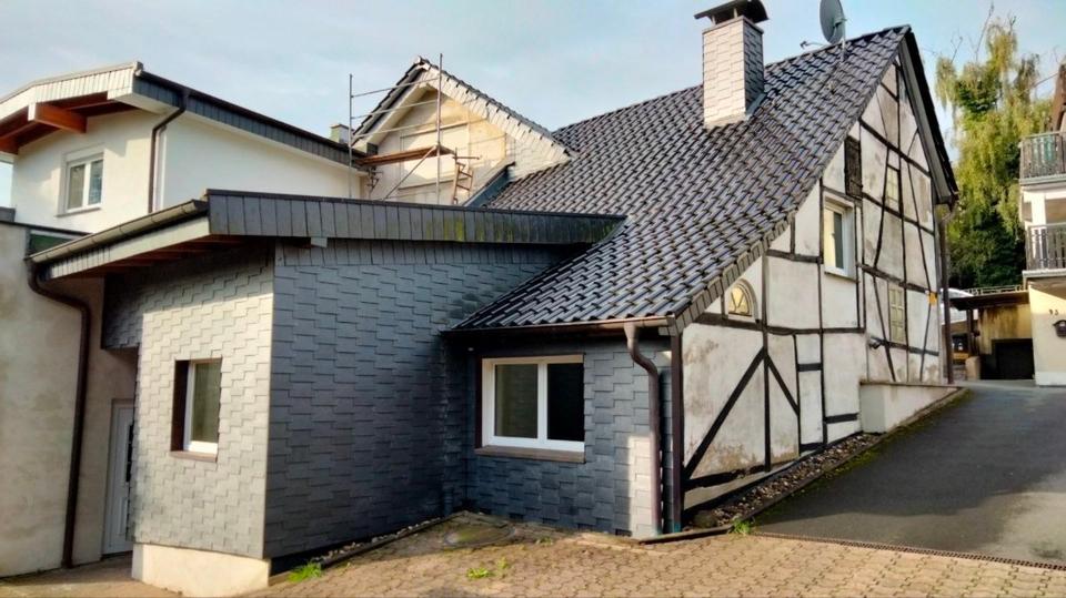 Einfamilienhaus Solingen Central - 4 Zimmer, 74 m&sup2;, 1.300&euro; | Angebot:24379941