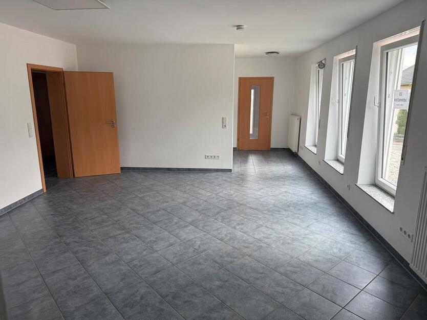 Wohnung 65 qm in Schmelz am Ortsrand