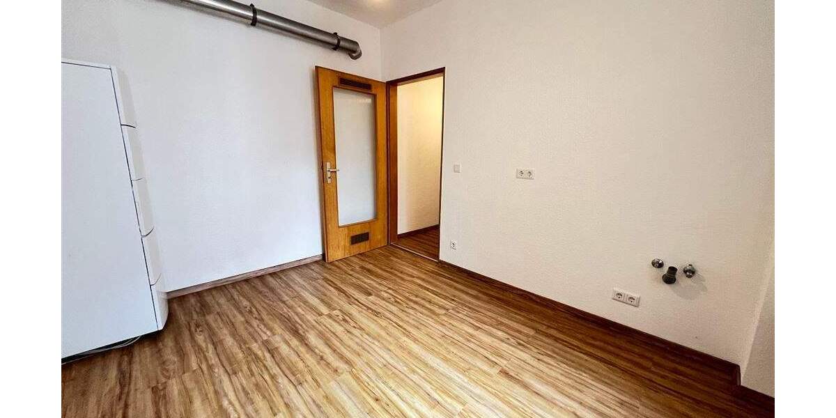 Etagenwohnung Nürnberg Rosenau - 4 Zimmer, 92 m&sup2;, 1.000&euro; | Angebot:23940810