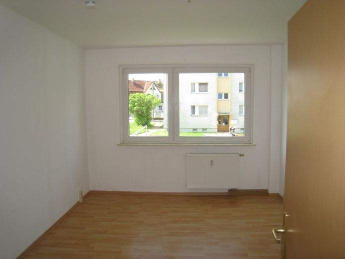 Etagenwohnung Weißenfels - 3 Zimmer, 59 m&sup2;, 420&euro; | Angebot:26540544