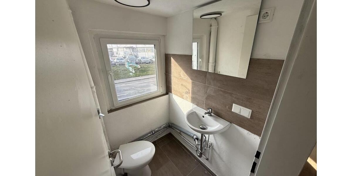 Gewerbeobjekt Würzburg Heuchelhof - 3.500&euro; | Angebot:25905497