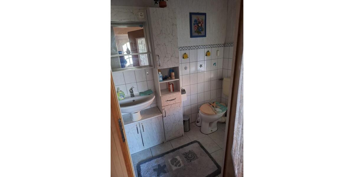 ruhiges Einfamilienhaus mit Terrasse und großem Garten 4 zimmer