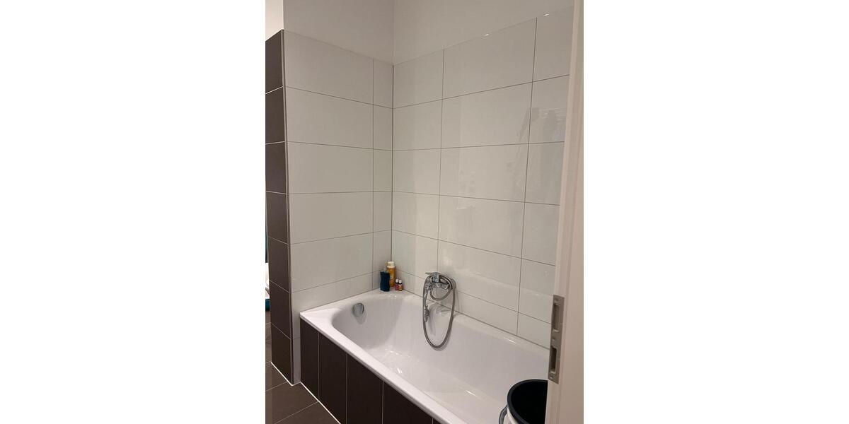 Etagenwohnung Hattingen - 5 Zimmer, 125 m&sup2;, 1.200&euro; | Angebot:24344944