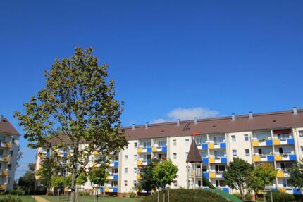 Wohnung Güstrow - 3 Zimmer, 60 m&sup2;, 450&euro; | Angebot:25990349