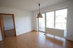 Seniorengerechtes Wohnen: attraktive, gepflegte und helle 2-Zimmerwohnung mit großem sonnigen Balkon