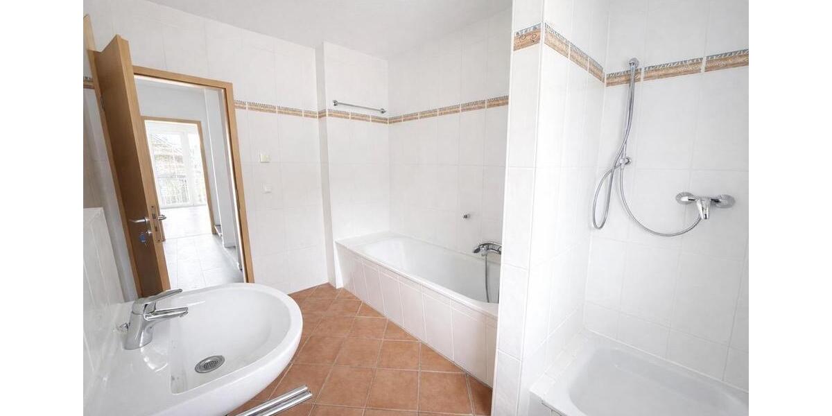 Wohnen auf Zeit Wiesbaden Schierstein - 5 Zimmer, 155 m&sup2;, 4.500&euro; | Angebot:26048030