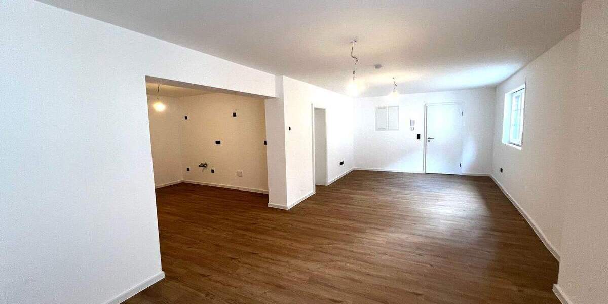Zimmer Nußbaum - 3 Zimmer, 85 m&sup2;, 950&euro; | Angebot:25683777