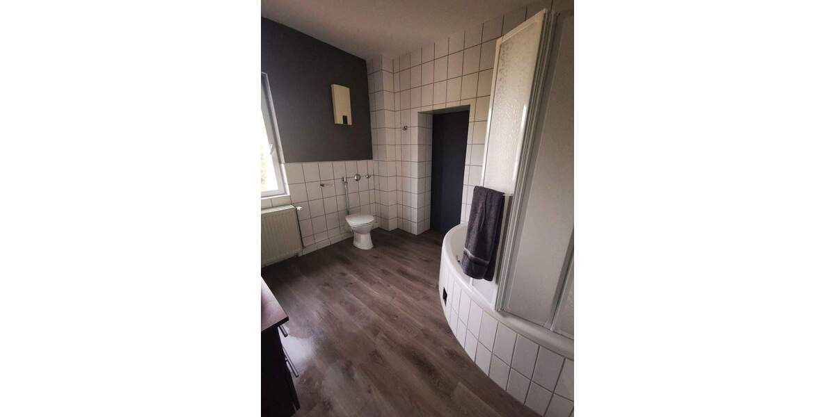 Etagenwohnung Beckingen - 2 Zimmer, 91 m&sup2;, 680&euro; | Angebot:26201799