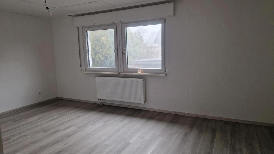 Bungalow Hermeskeil - 5 Zimmer, 157 m&sup2;, 1.200&euro; | Angebot:26234854