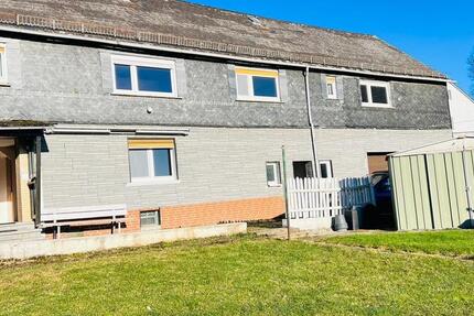 Großzügiges Haus mit 5-Zimmer| renoviert | Stellplatz 5 zimmer