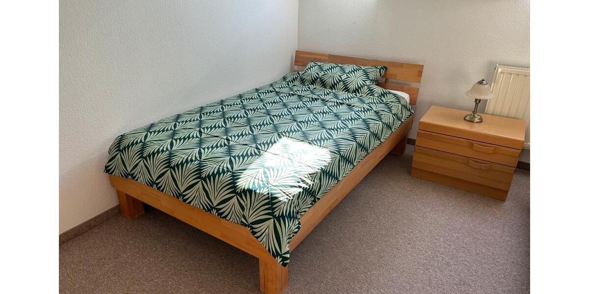Wohnen auf Zeit Pöhl - 2 Zimmer, 45 m&sup2;, 20&euro; | Angebot:26095236
