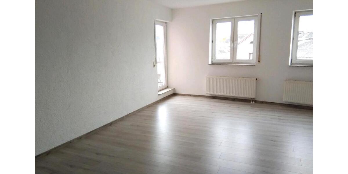 Etagenwohnung Lugau/Erzgebirge Erzgebirge - 3 Zimmer, 77 m&sup2;, 640&euro; | Angebot:26480539