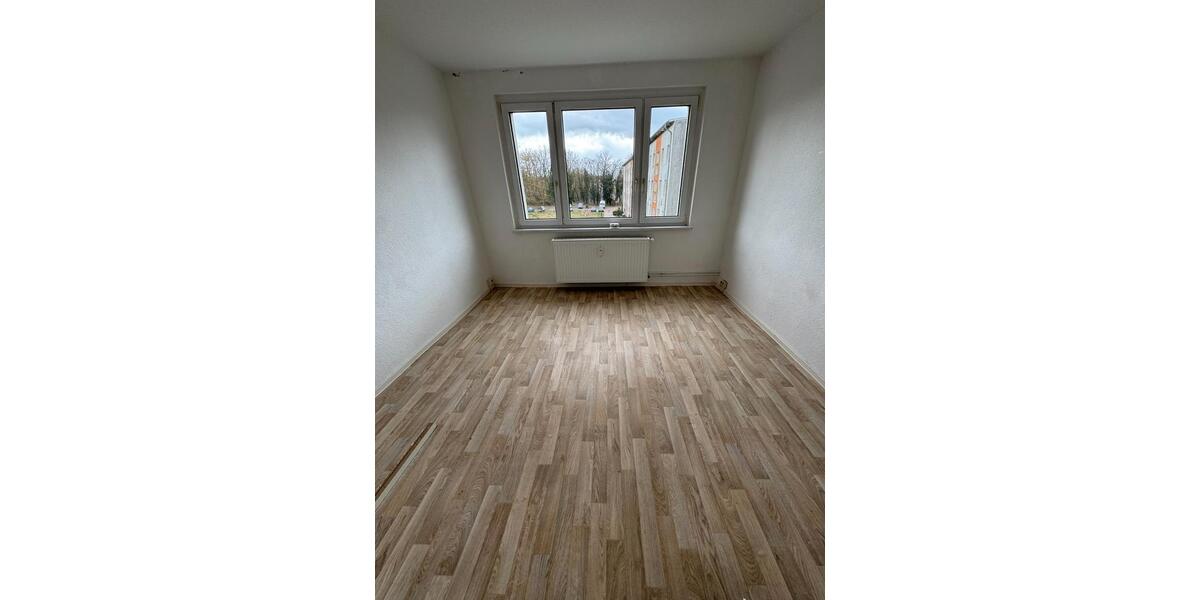 Etagenwohnung Lindow (Mark) - 4 Zimmer, 76 m&sup2;, 568&euro; | Angebot:26423303